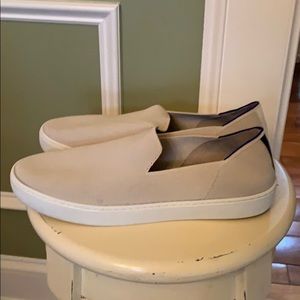 Rothy’s Women’s Sneaker Size 12 in Sand color